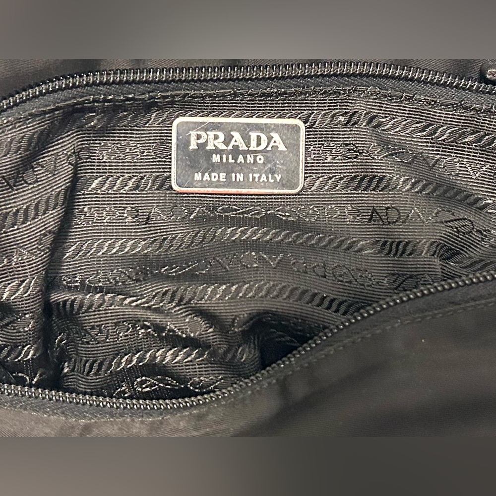 Prada Black Nylon Vintage bag - Picture 5 of 5